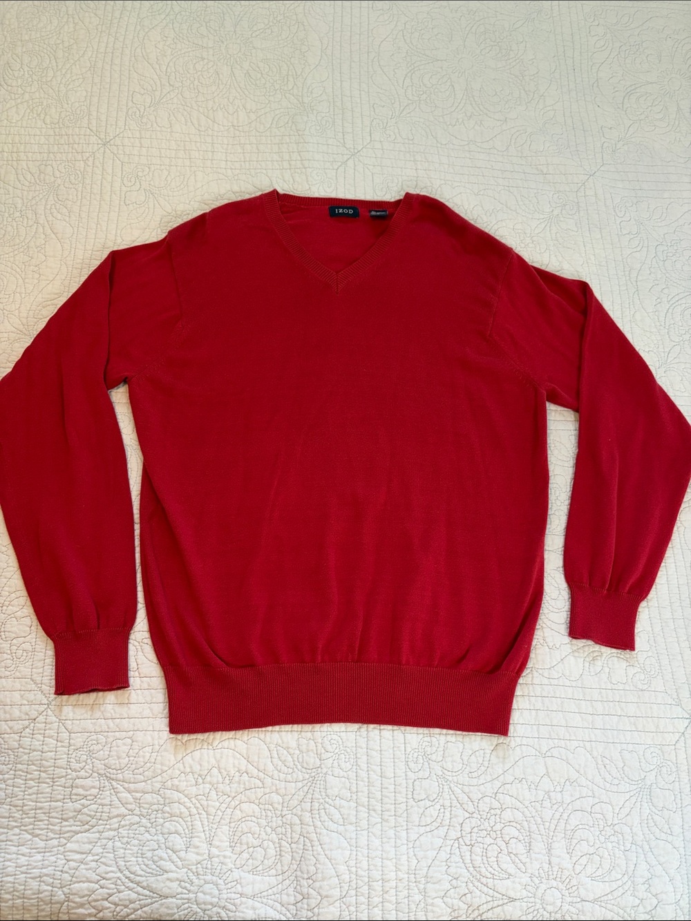 Izod Men's V-Neck Sweater in Blue-Red